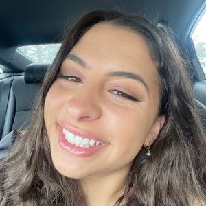 Meet your Posher, Noelle